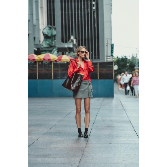 Zara Satin Effect Basic Shirt - S - Picture 1 of 7